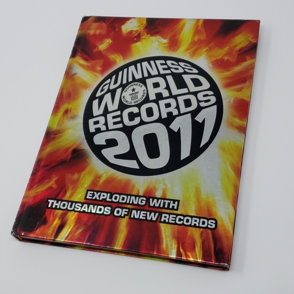 Other - Guinness World Records Year 2011 Book
